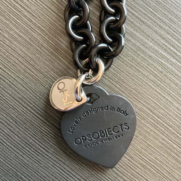 OPS Jewelry Black Heart Pendant Necklace - Picture 4 of 6